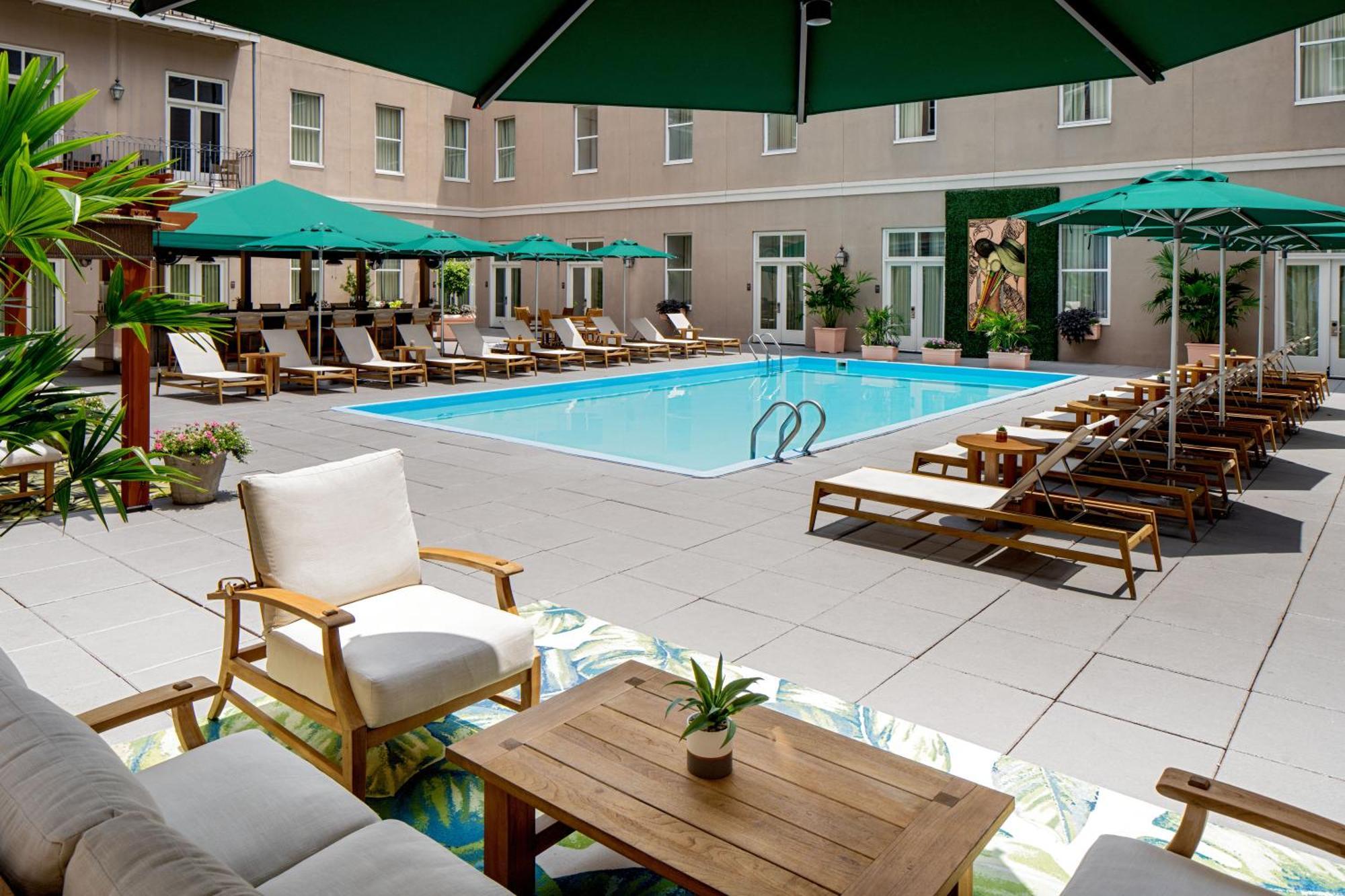 Отель Hyatt Centric French Quarter Новый Орлеан Экстерьер фото